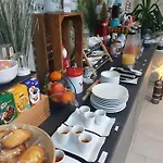 Bed & Breakfast H De 4*