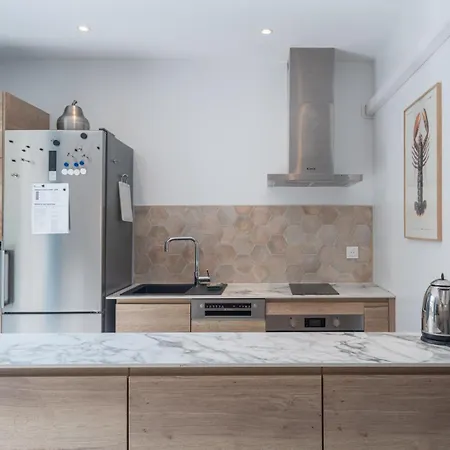 Bed & Breakfast H De