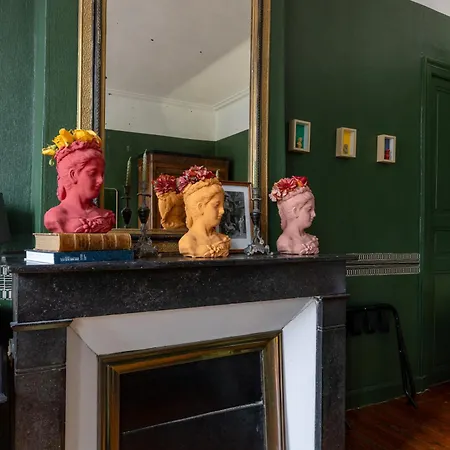 Bed & Breakfast H De