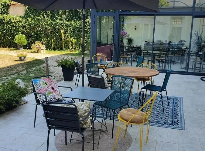 H De Bed and breakfast 4*