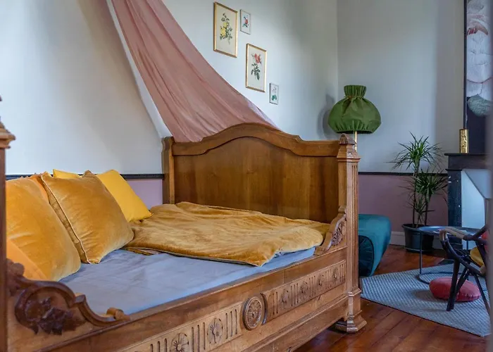 H De Bed & Breakfast 4*