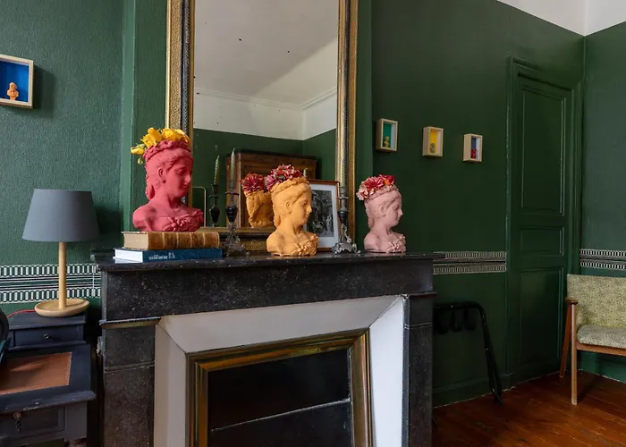 Bed and breakfast H De